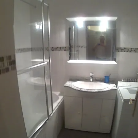 Alibert1er 아파트 *